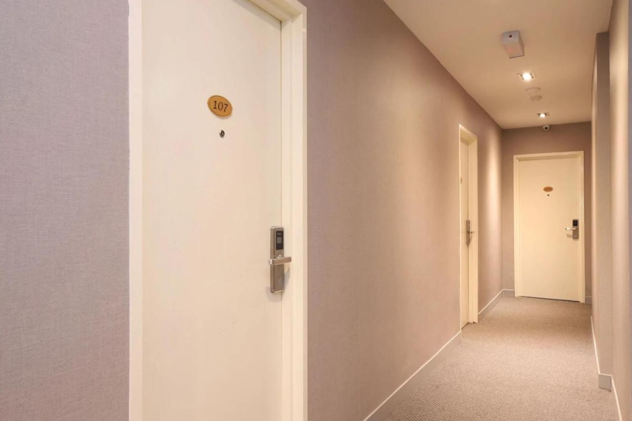 De Cyber Boutique Hotel Cyber Dzsaja Kültér fotó